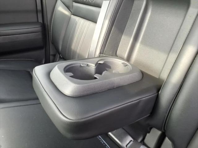 2024 Nissan Frontier Crew Cab SL 4x4