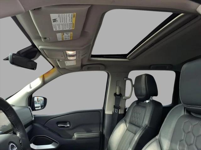 2024 Nissan Frontier Crew Cab SL 4x4