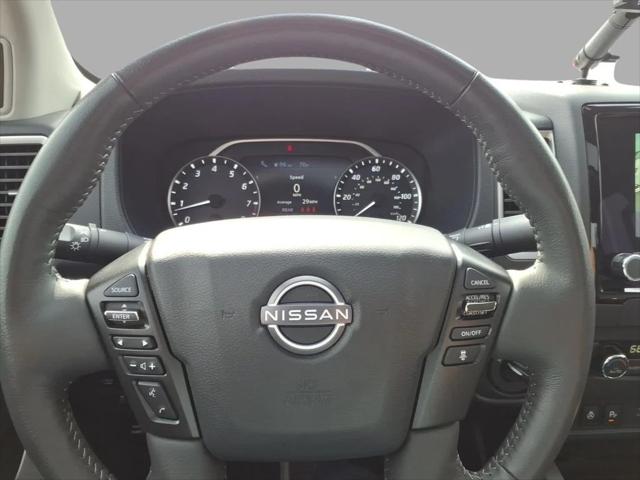 2024 Nissan Frontier Crew Cab SL 4x4