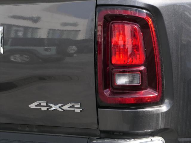 2026 RAM Ram 3500 RAM 3500 TRADESMAN CREW CAB 4X4 8 BOX