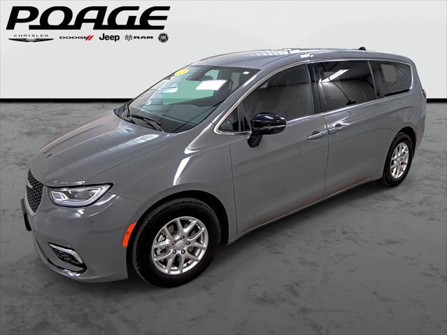 2025 Chrysler Pacifica Select for sale in Hannibal, MO