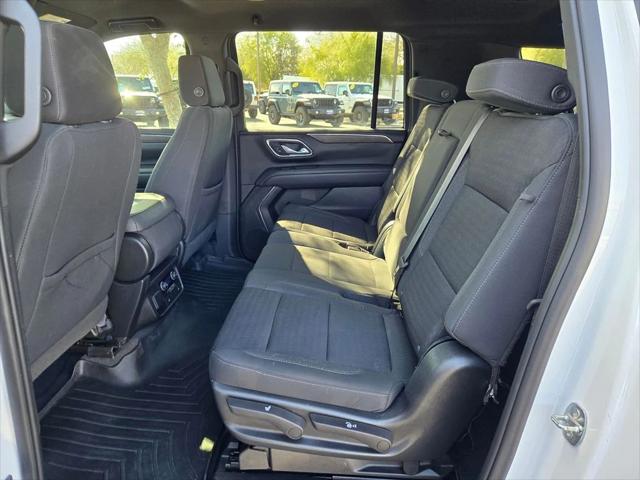 2023 Chevrolet Suburban 4WD LS