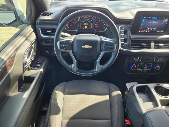 2023 Chevrolet Suburban 4WD LS