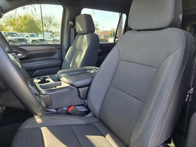 2023 Chevrolet Suburban 4WD LS