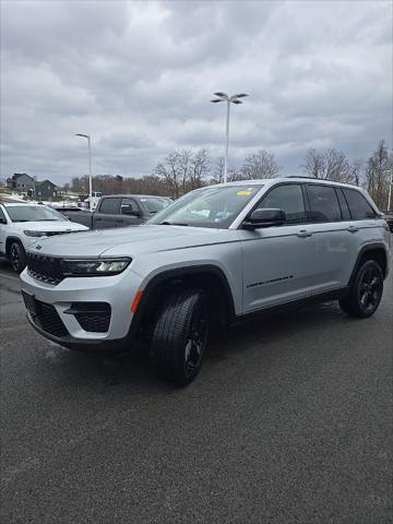 2023 Jeep Grand Cherokee Altitude 4x4