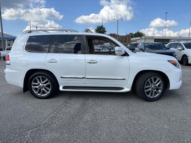 2015 Lexus LX 570 4WD 4DR