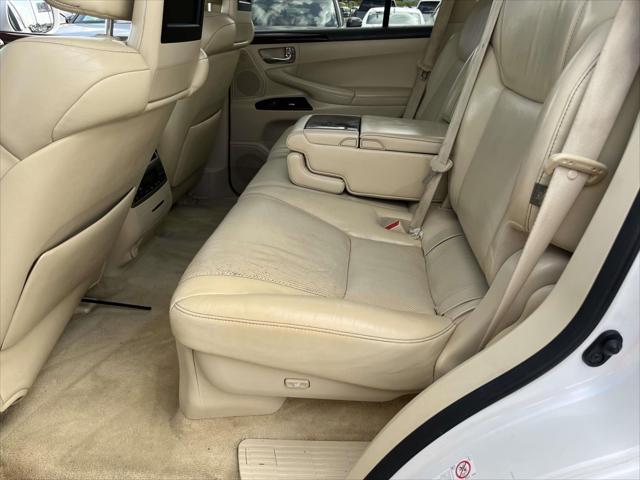 2015 Lexus LX 570 4WD 4DR