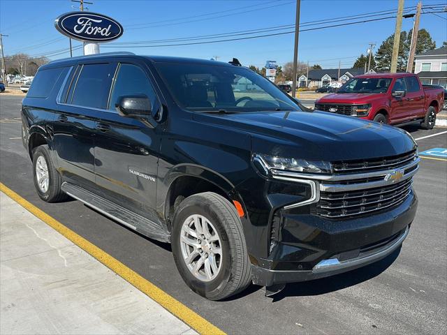 2024 Chevrolet Suburban 4WD LT