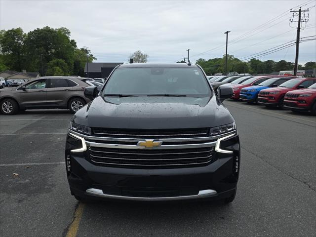 2024 Chevrolet Suburban 4WD LT