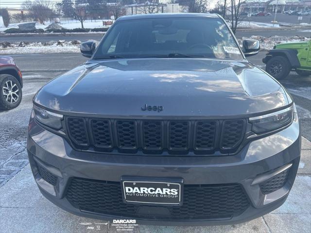 2023 Jeep Grand Cherokee Altitude 4x4