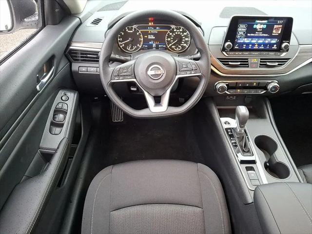 2025 Nissan Altima SV AWD