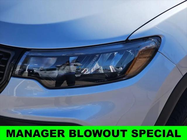 2026 Jeep Compass Latitude Altitude