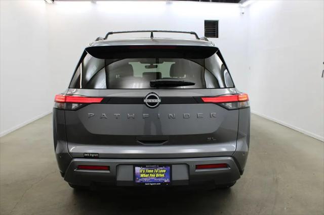 2026 Nissan Pathfinder SL