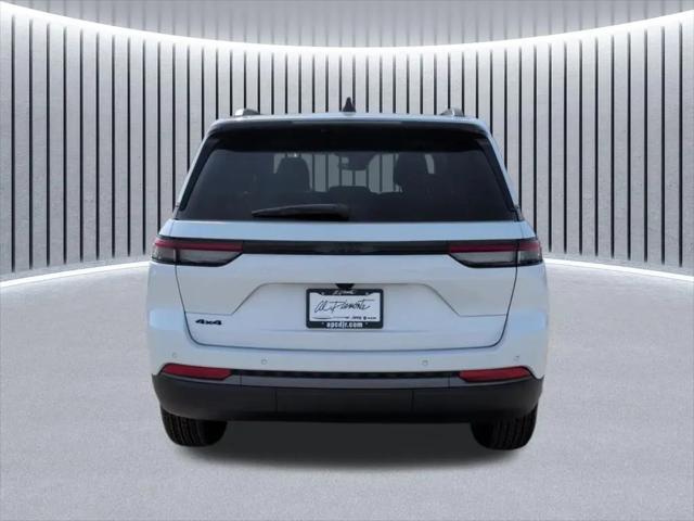 2026 Jeep Grand Cherokee Altitude 4x4