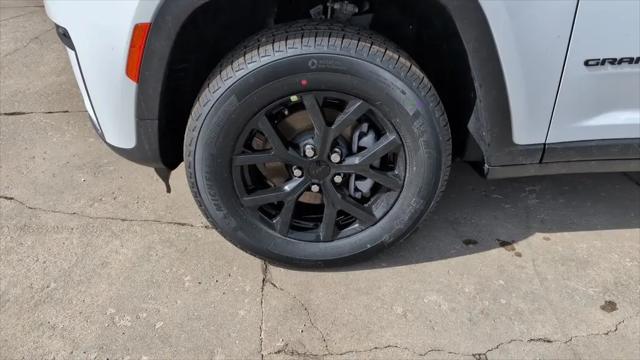 2026 Jeep Grand Cherokee Altitude 4x4