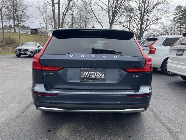 2026 Volvo V60 Cross Country Ultra, B5 AWD Gas (mild hybrid)