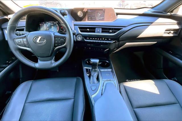 2021 Lexus UX 200 UX 200