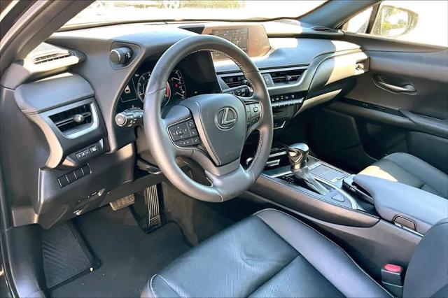 2021 Lexus UX 200 UX 200