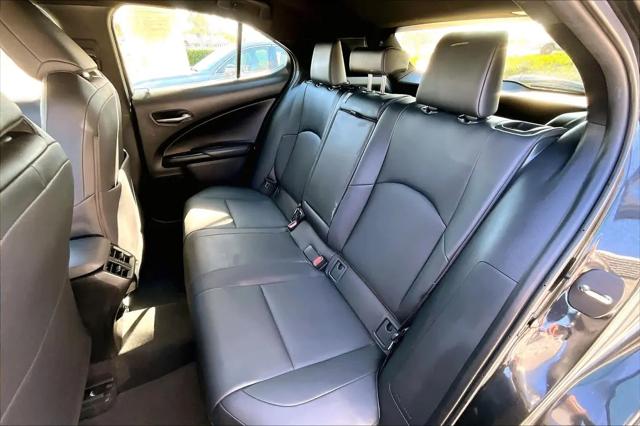 2021 Lexus UX 200 UX 200