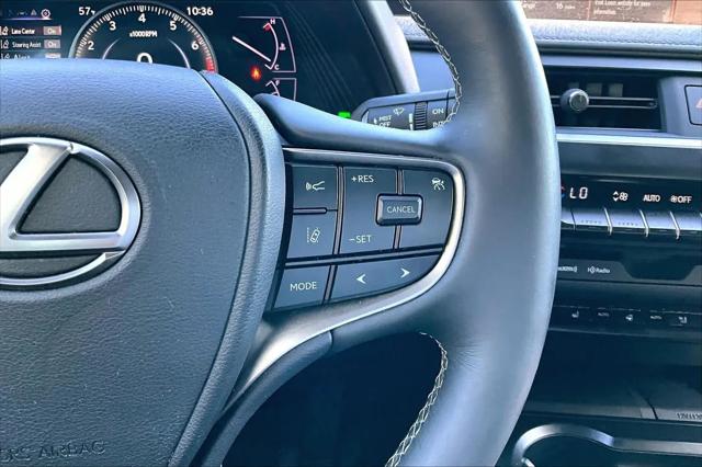 2021 Lexus UX 200 UX 200