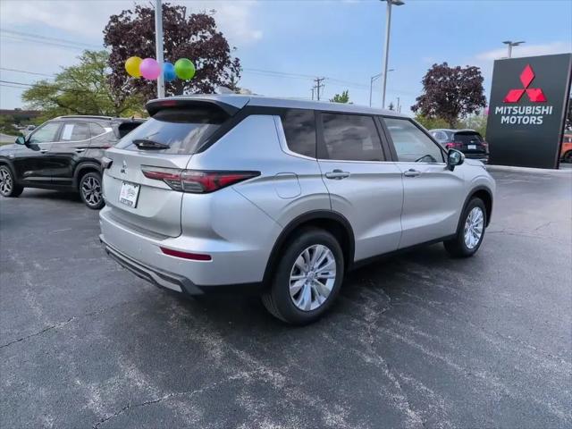 2026 Mitsubishi Outlander ES 2.5 S-AWC