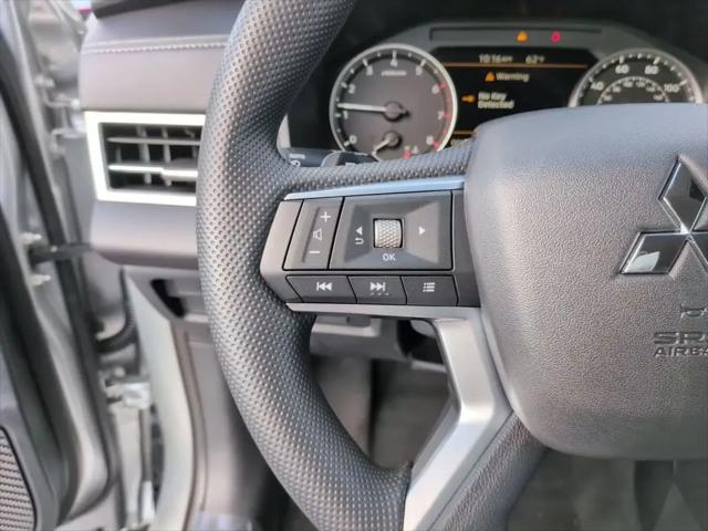 2026 Mitsubishi Outlander ES 2.5 S-AWC