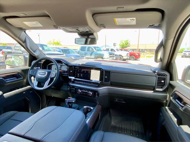 2026 GMC Sierra 1500 Crew Cab, Standard Bed, SLT, 4WD
