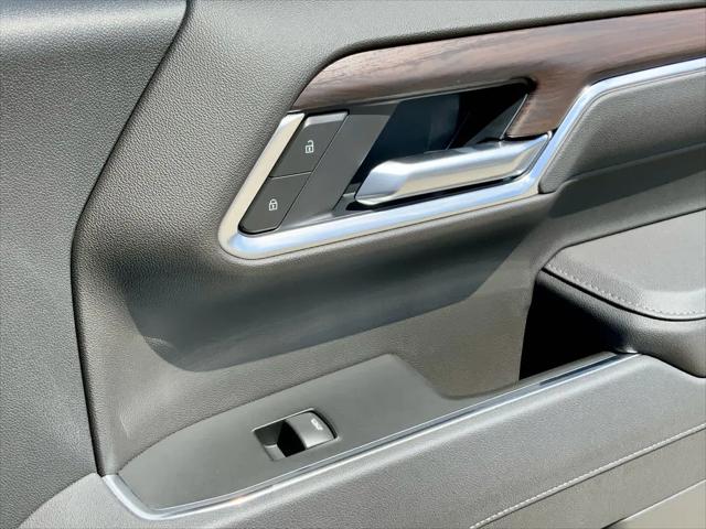 2026 GMC Sierra 1500 Crew Cab, Standard Bed, SLT, 4WD