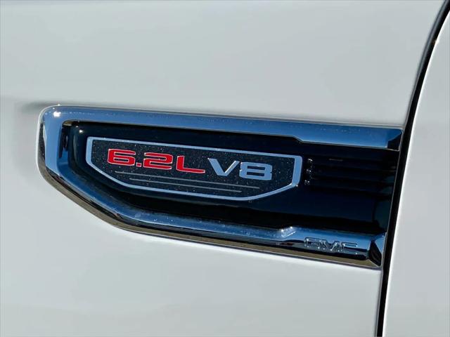 2026 GMC Sierra 1500 Crew Cab, Standard Bed, SLT, 4WD