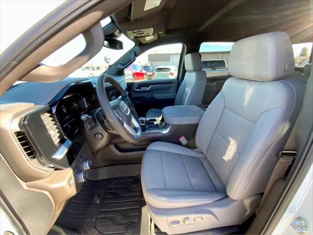 2026 GMC Sierra 1500 Crew Cab, Standard Bed, SLT, 4WD