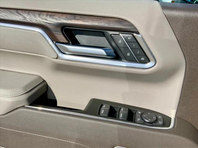 2026 GMC Sierra 1500 Crew Cab, Standard Bed, SLT, 4WD
