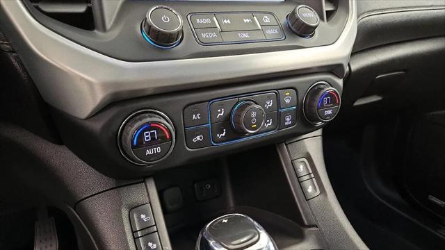 2017 GMC Acadia SLT-1