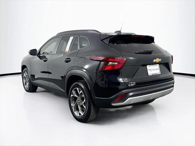 2024 Chevrolet Trax FWD LT
