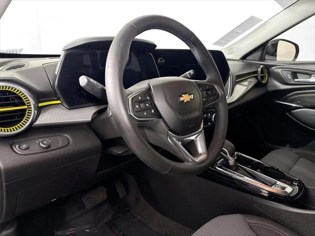 2024 Chevrolet Trax FWD LT