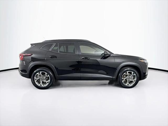2024 Chevrolet Trax FWD LT