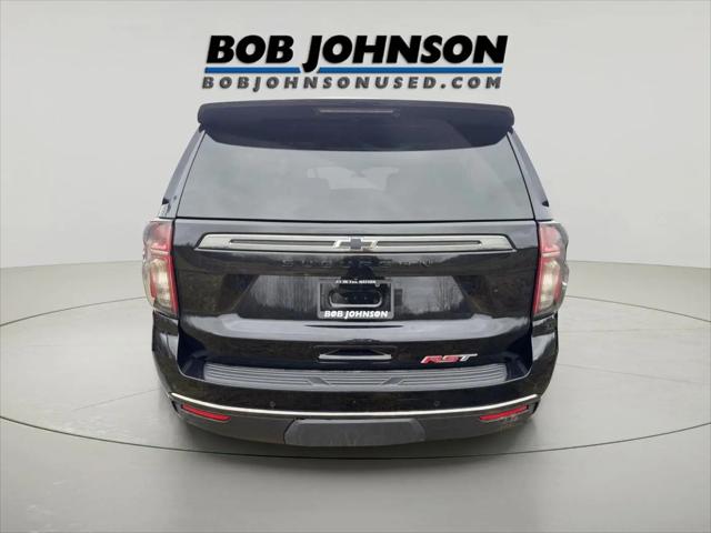 2022 Chevrolet Suburban 4WD RST