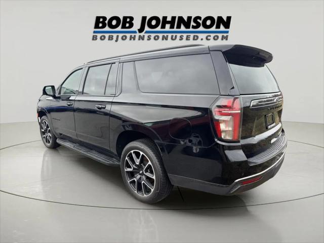 2022 Chevrolet Suburban 4WD RST