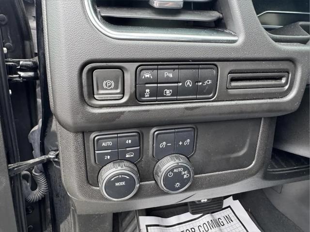 2022 Chevrolet Suburban 4WD RST