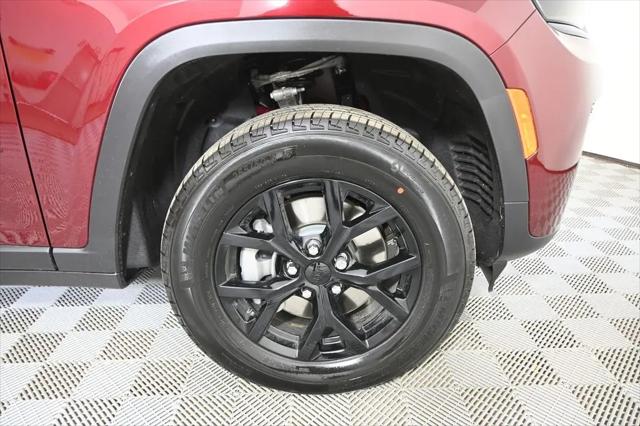 2026 Jeep Grand Cherokee L Altitude 4x4