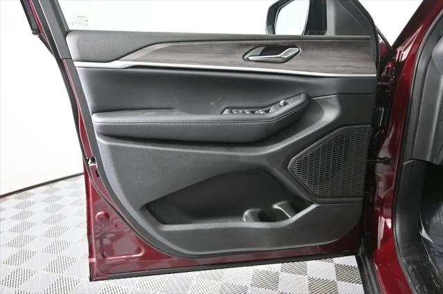 2026 Jeep Grand Cherokee L Altitude 4x4