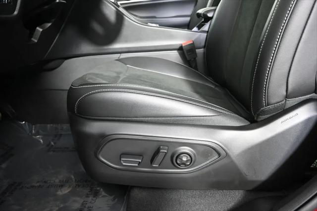 2026 Jeep Grand Cherokee L Altitude 4x4