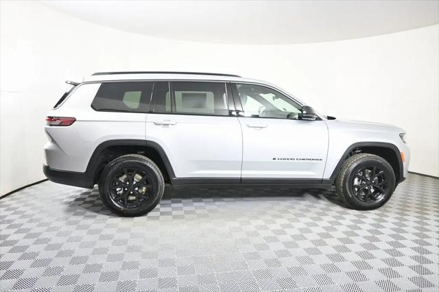 2026 Jeep Grand Cherokee L Altitude 4x4