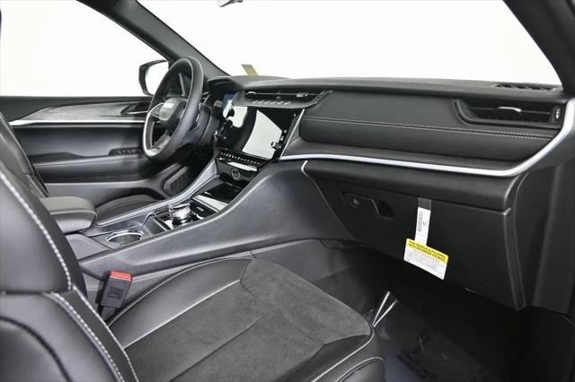 2026 Jeep Grand Cherokee L Altitude 4x4