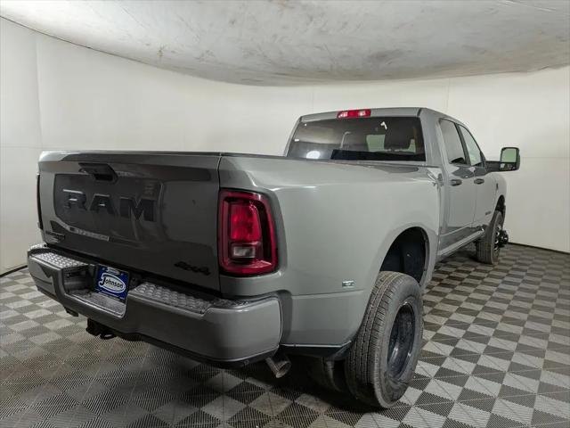 2026 Ram 3500 Big Horn Crew Cab 4x4 8' Box