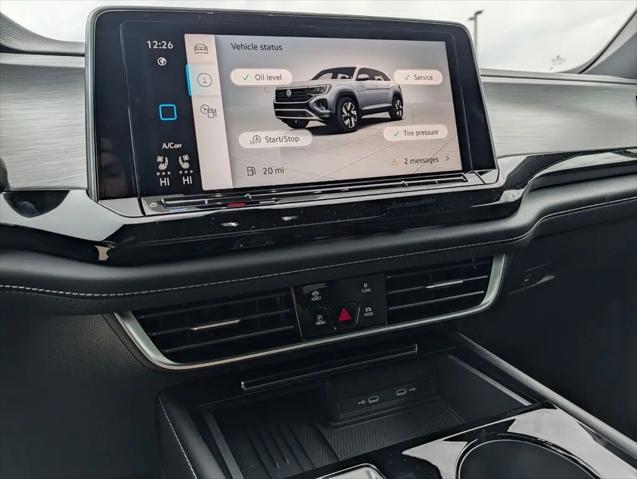 2026 Volkswagen Atlas Cross Sport SE with Technology