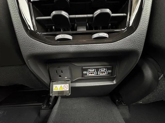 2026 Jeep Grand Cherokee Altitude 4x2