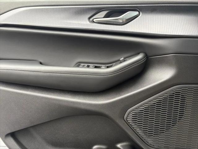 2026 Jeep Grand Cherokee Altitude 4x2