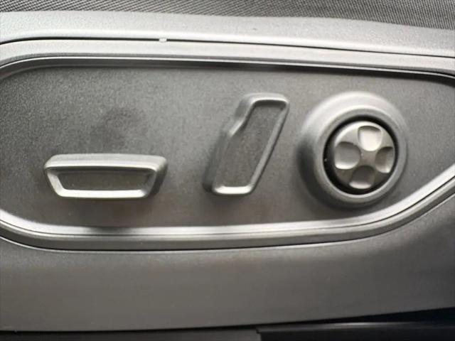 2026 Jeep Grand Cherokee Altitude 4x2