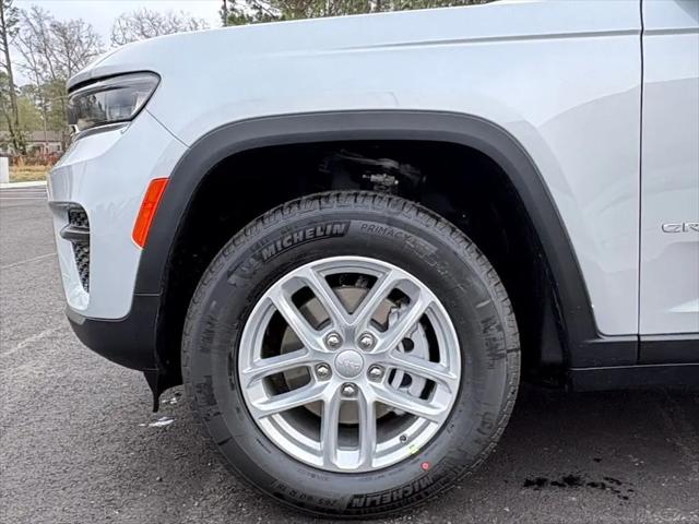 2026 Jeep Grand Cherokee Altitude 4x2
