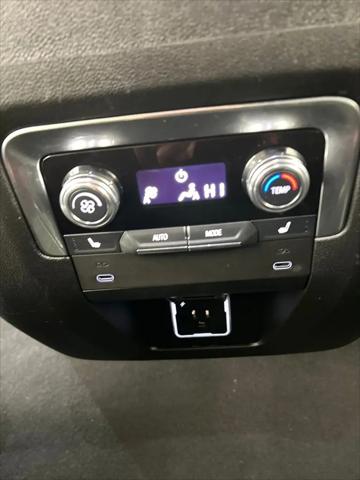 2025 GMC Yukon 4WD Denali